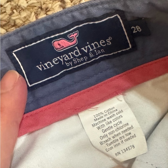 Vineyard Vines Chino Shorts Size 28 - Picture 4 of 5